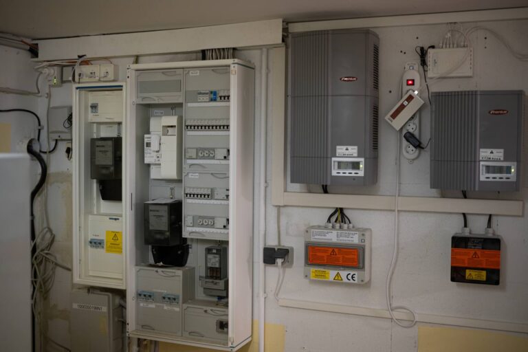 Vorher–Nachher: ein PV-Keller bekommt eine neue Verteilung